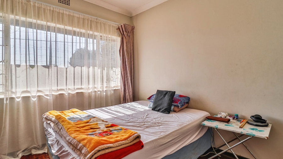 3 Bedroom Property for Sale in Robertsham Gauteng