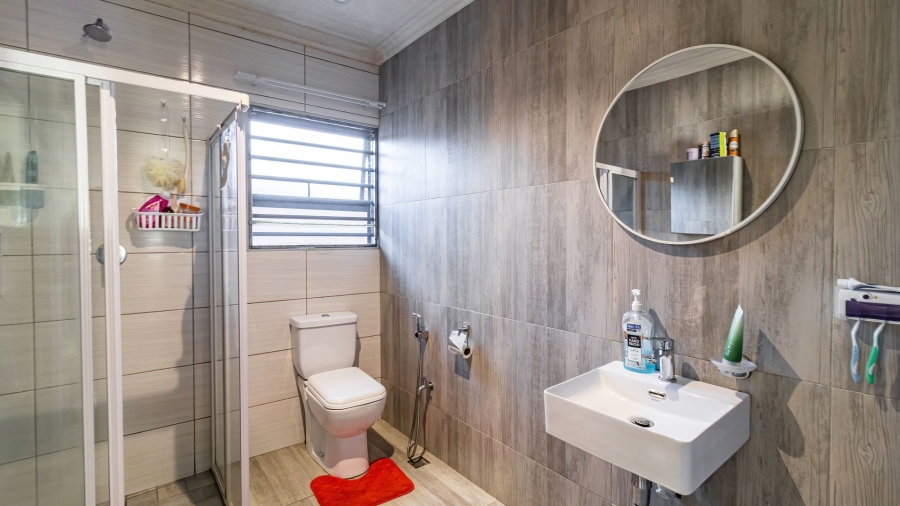 3 Bedroom Property for Sale in Robertsham Gauteng