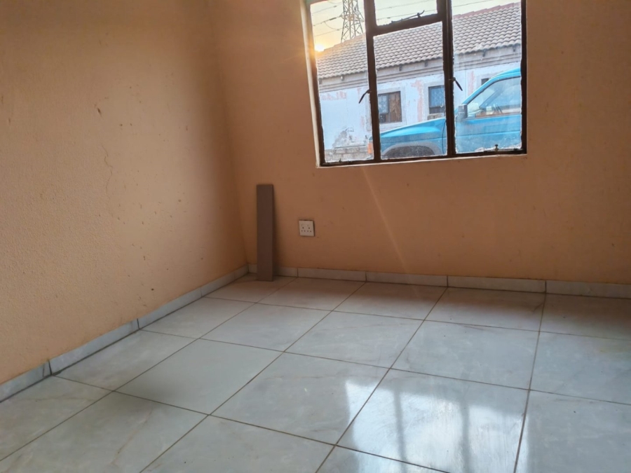 4 Bedroom Property for Sale in Soshanguve VV Gauteng