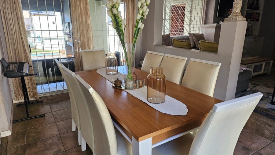 To Let 3 Bedroom Property for Rent in Northcliff Gauteng
