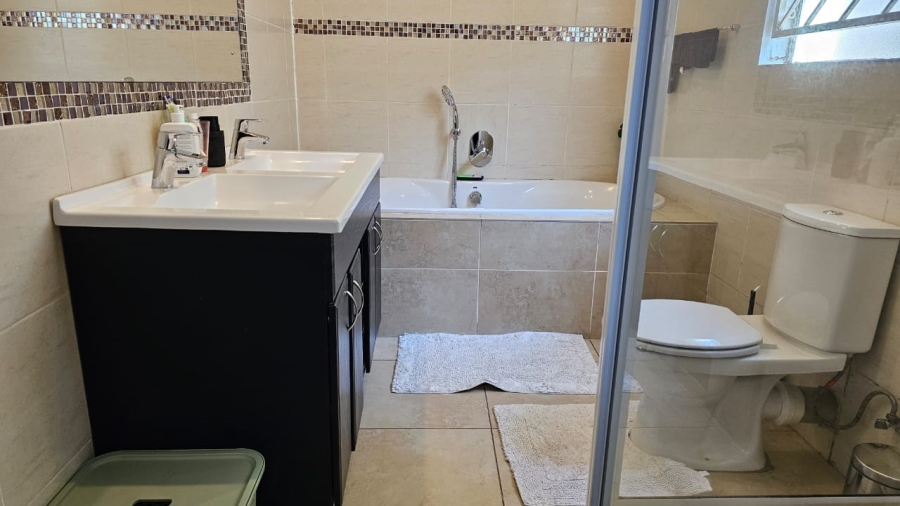 To Let 3 Bedroom Property for Rent in Northcliff Gauteng
