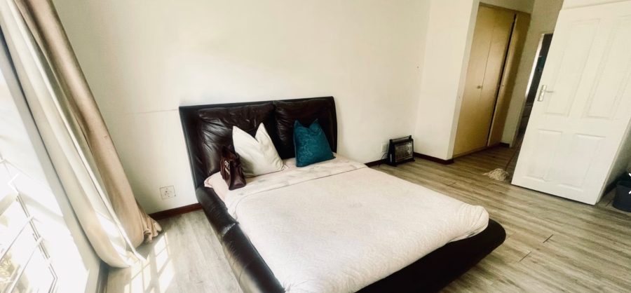 3 Bedroom Property for Sale in Buccleuch Gauteng