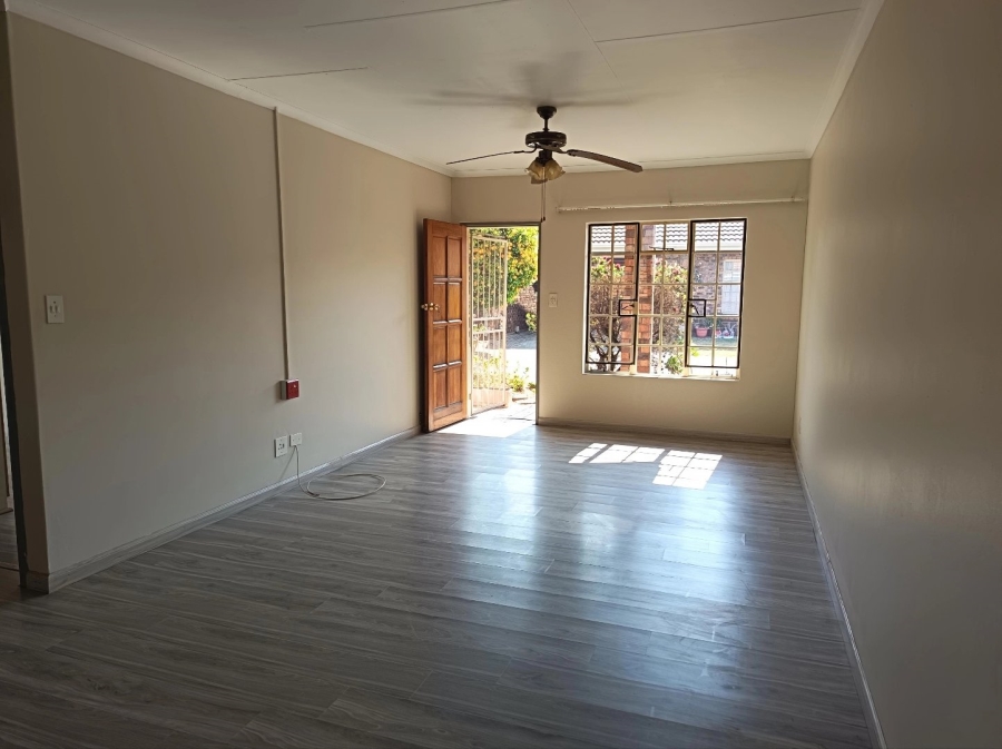 1 Bedroom Property for Sale in Three Rivers Gauteng