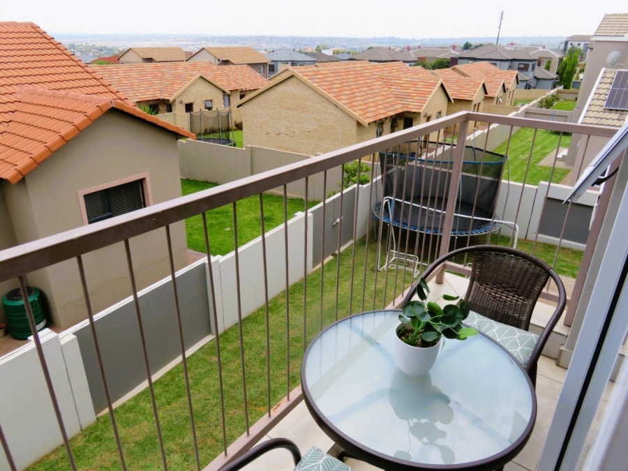 4 Bedroom Property for Sale in Thatchfield Hills Gauteng