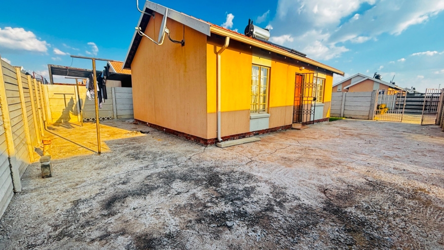 2 Bedroom Property for Sale in Sky City Gauteng