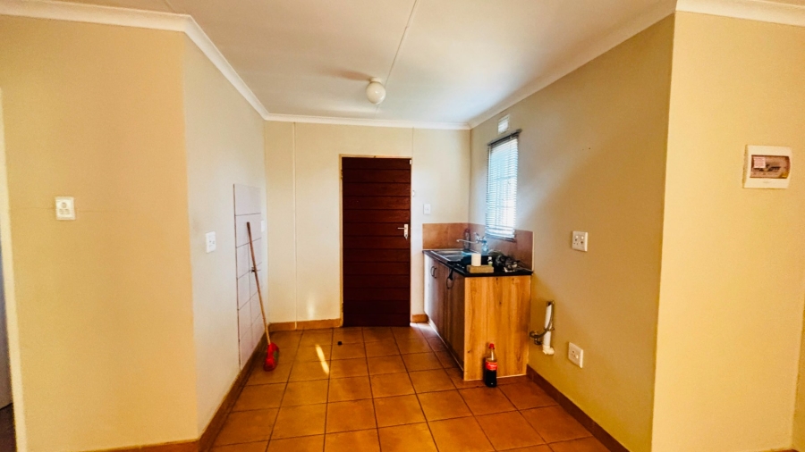2 Bedroom Property for Sale in Sky City Gauteng