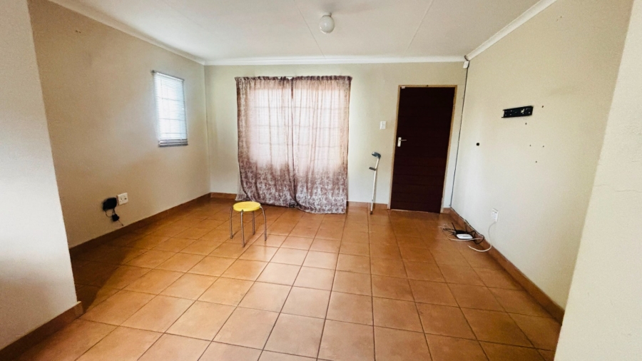 2 Bedroom Property for Sale in Sky City Gauteng