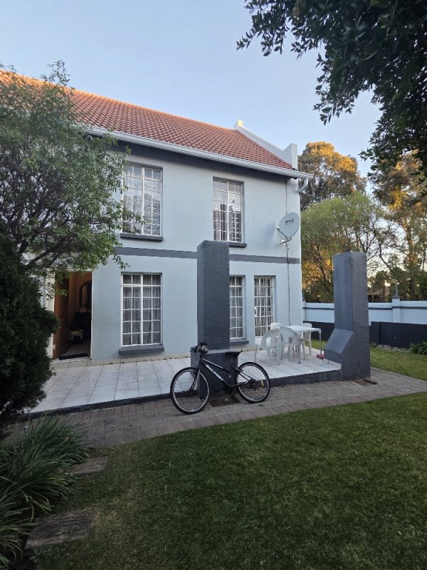 3 Bedroom Property for Sale in Eden Glen Gauteng