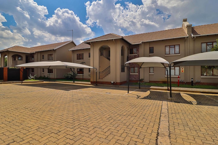 2 Bedroom Property for Sale in Meyersdal Gauteng