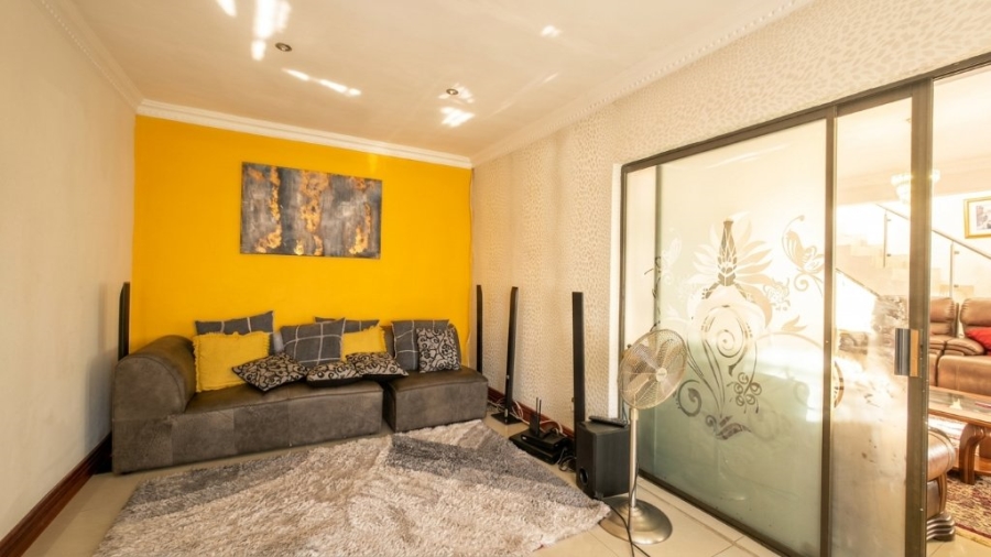4 Bedroom Property for Sale in Brackendowns Gauteng