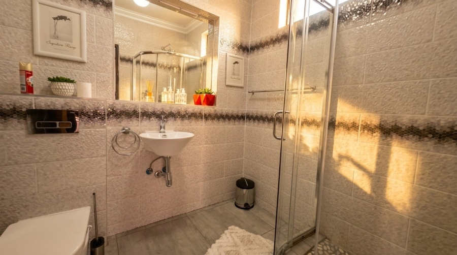4 Bedroom Property for Sale in Brackendowns Gauteng