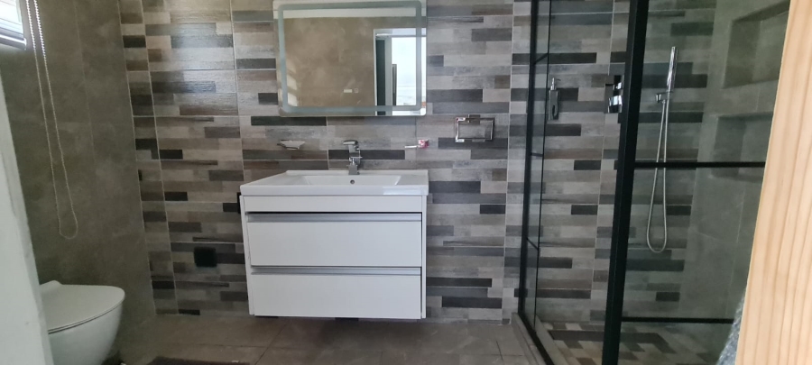 4 Bedroom Property for Sale in Heuweloord Gauteng