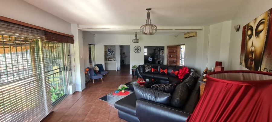 4 Bedroom Property for Sale in Heuweloord Gauteng