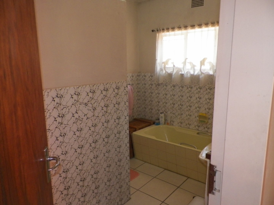 3 Bedroom Property for Sale in Valhalla Gauteng