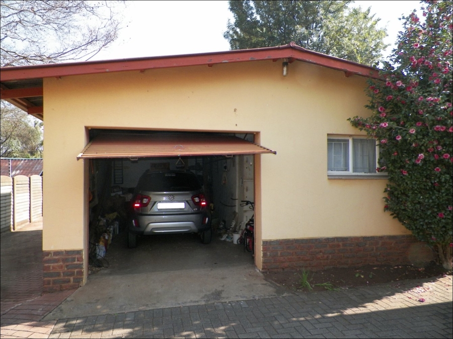 3 Bedroom Property for Sale in Valhalla Gauteng