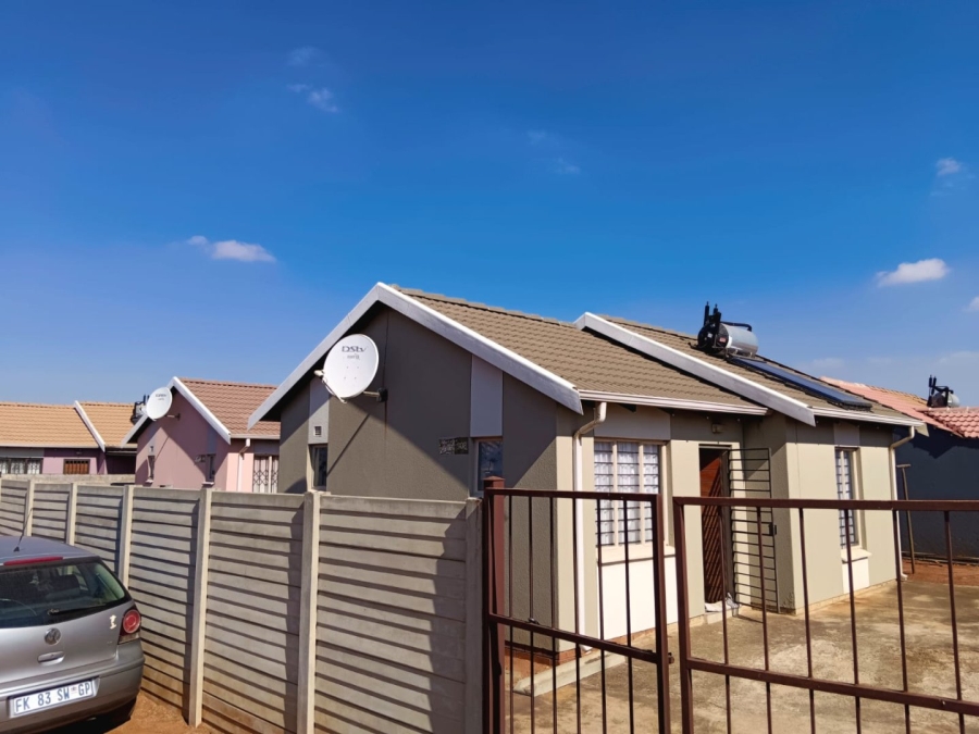 2 Bedroom Property for Sale in Sky City Gauteng