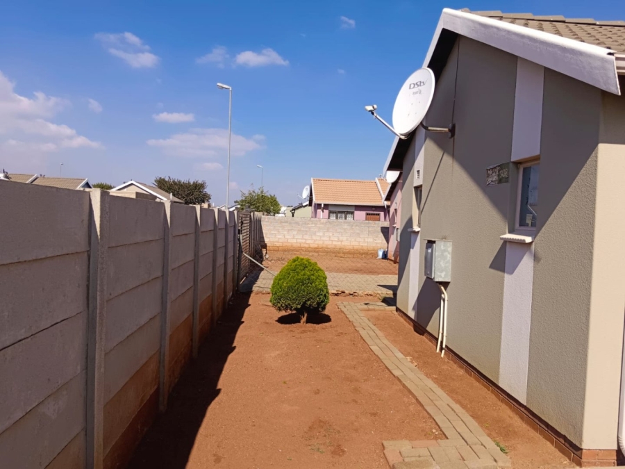 2 Bedroom Property for Sale in Sky City Gauteng