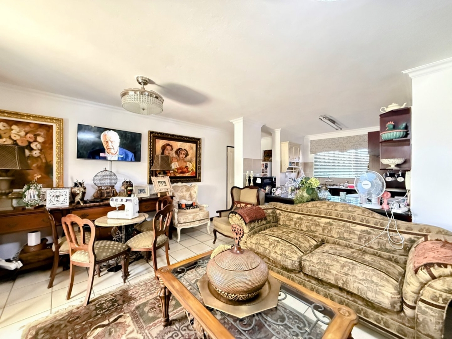 2 Bedroom Property for Sale in Bronberg Gauteng