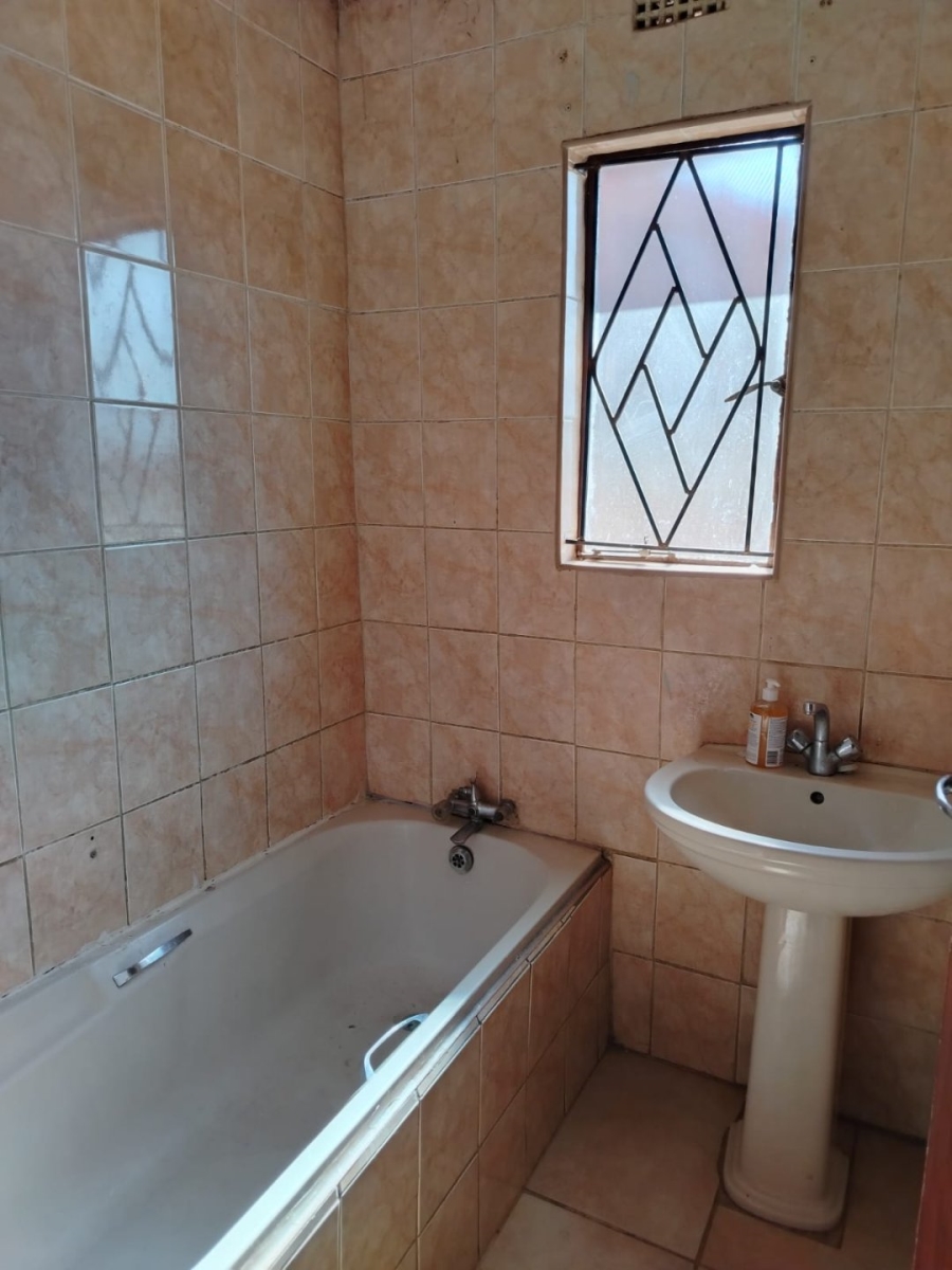 3 Bedroom Property for Sale in Tsakane Ext 11 Gauteng
