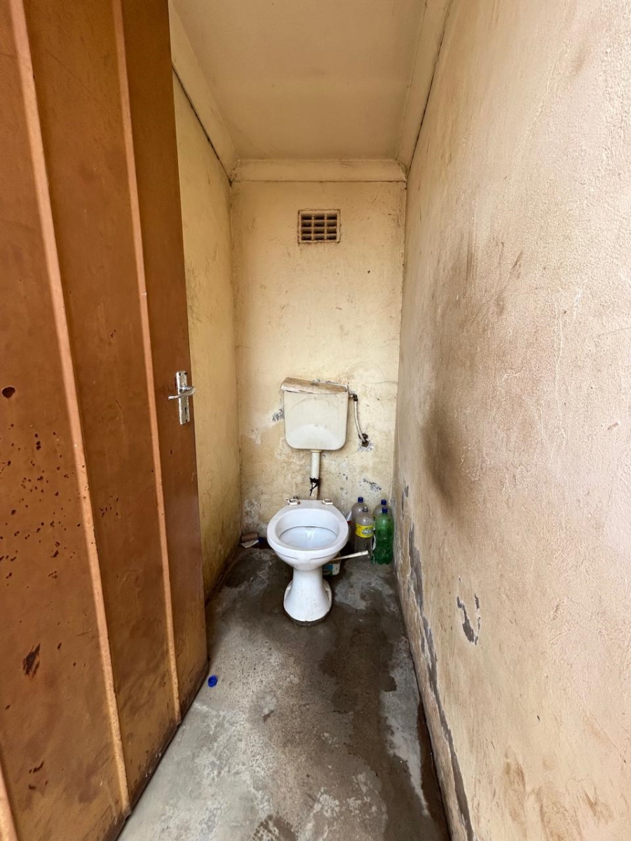 4 Bedroom Property for Sale in Duduza Gauteng