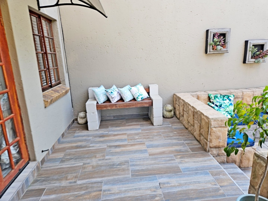 3 Bedroom Property for Sale in Blue Gill Estate Gauteng