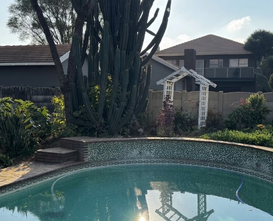 3 Bedroom Property for Sale in Birchleigh Gauteng