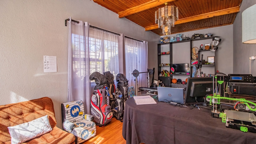 3 Bedroom Property for Sale in Birchleigh Gauteng