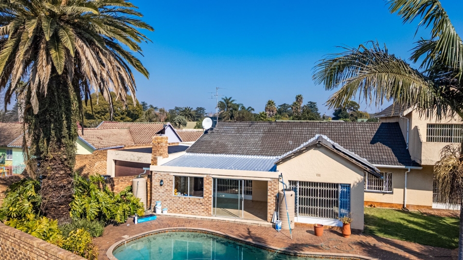 4 Bedroom Property for Sale in Edleen Gauteng