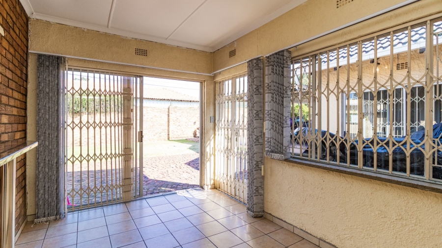 4 Bedroom Property for Sale in Edleen Gauteng