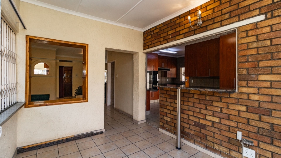 4 Bedroom Property for Sale in Edleen Gauteng