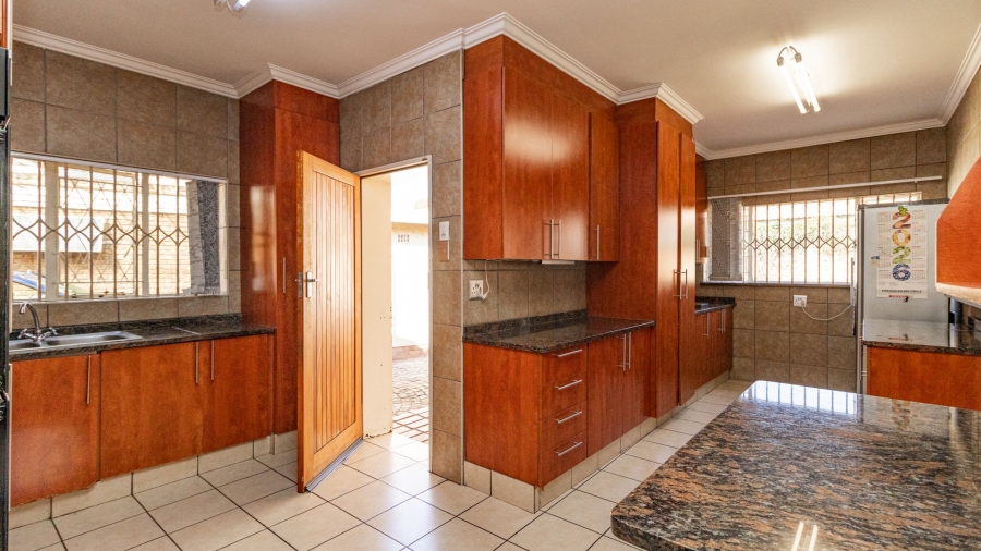 4 Bedroom Property for Sale in Edleen Gauteng