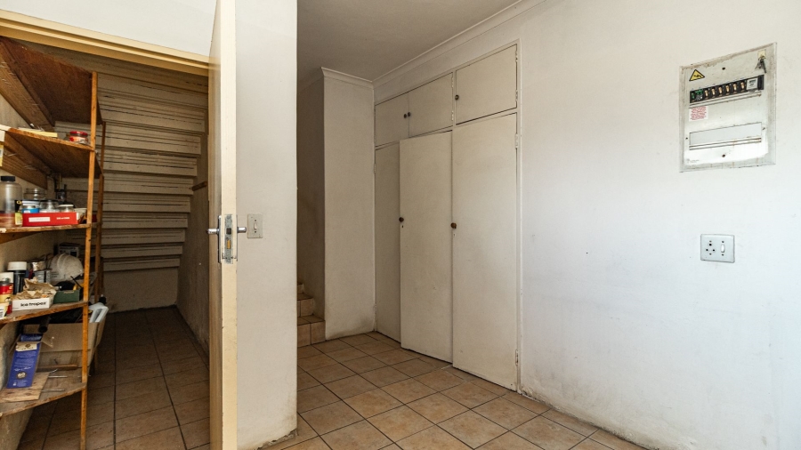 4 Bedroom Property for Sale in Edleen Gauteng