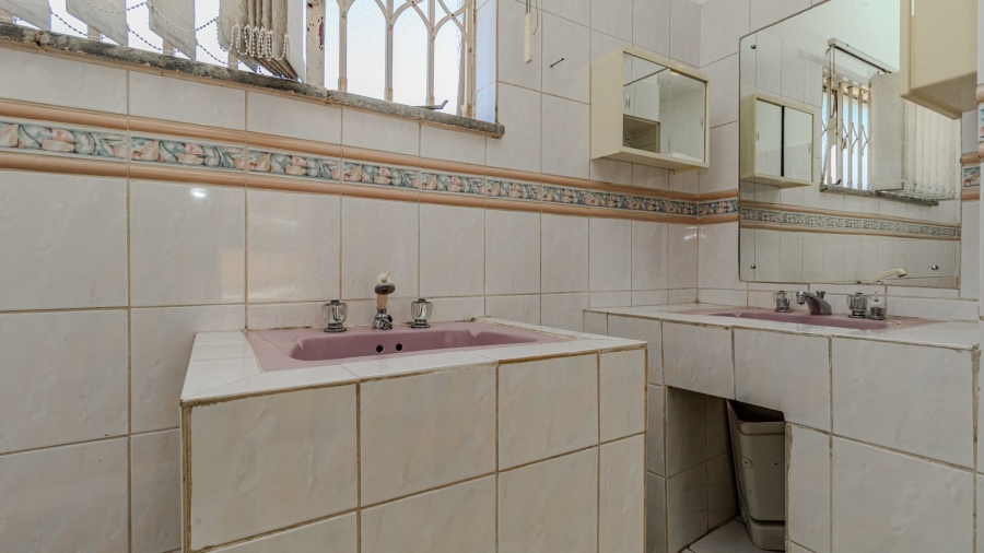 4 Bedroom Property for Sale in Edleen Gauteng