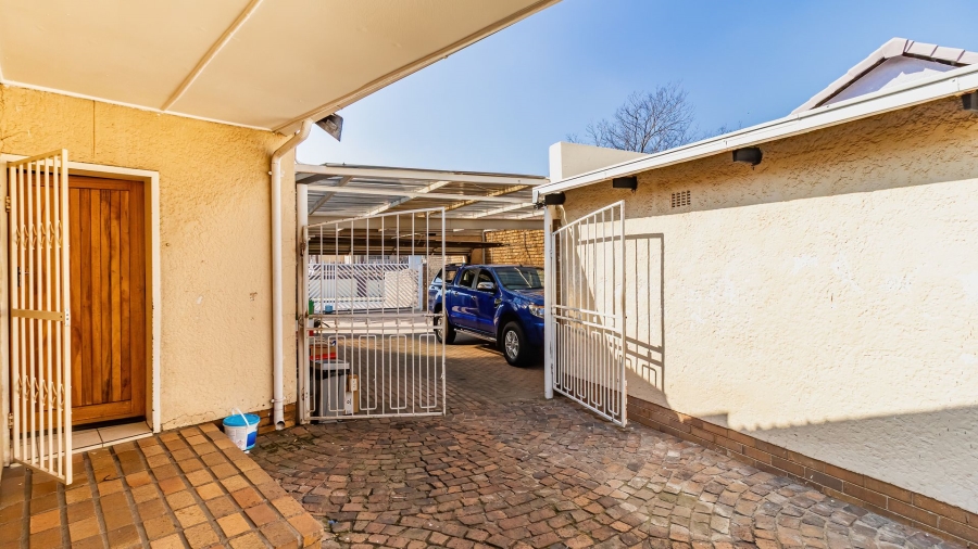 4 Bedroom Property for Sale in Edleen Gauteng