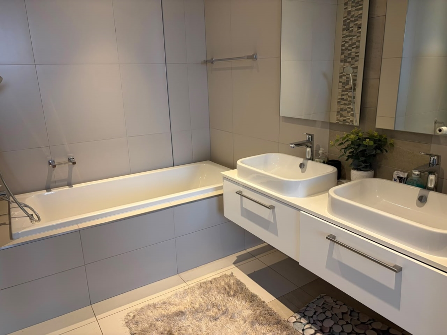 To Let  Bedroom Property for Rent in Sandton Central Gauteng