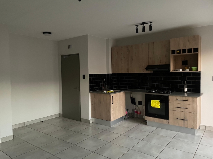 2 Bedroom Property for Sale in Orlando East Gauteng