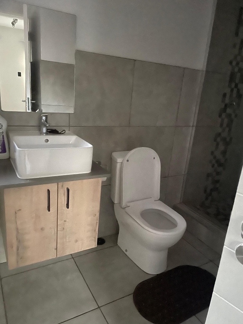 2 Bedroom Property for Sale in Orlando East Gauteng