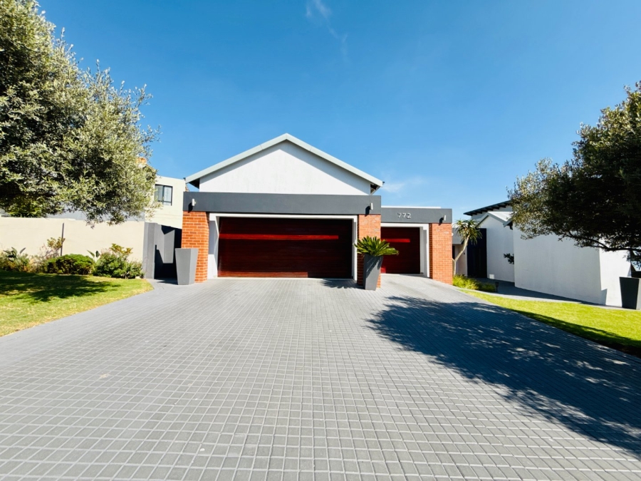 To Let 4 Bedroom Property for Rent in Copperleaf Estate Gauteng