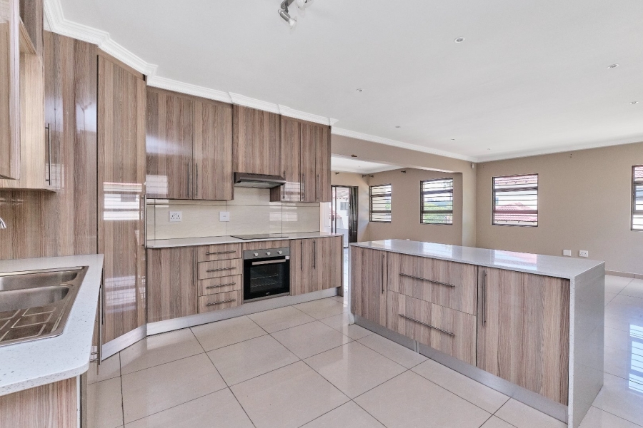 3 Bedroom Property for Sale in Ferndale Gauteng