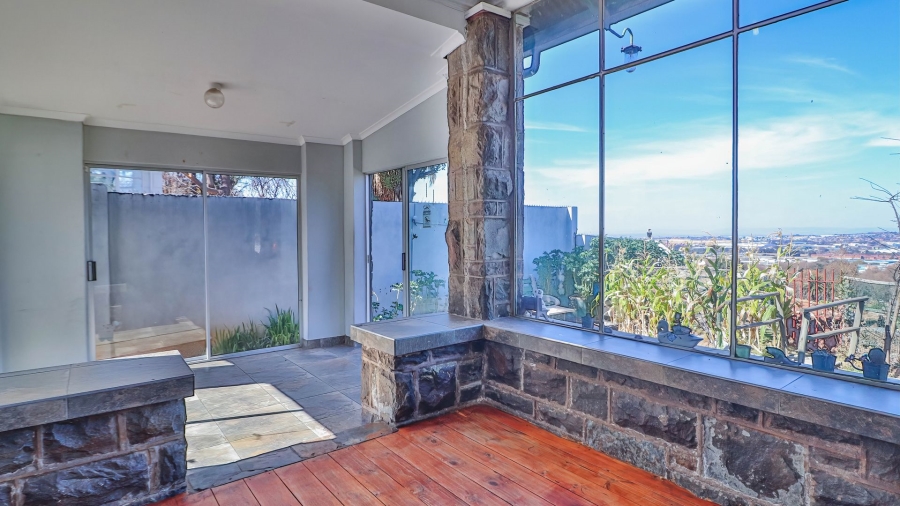 4 Bedroom Property for Sale in Reynolds View Gauteng