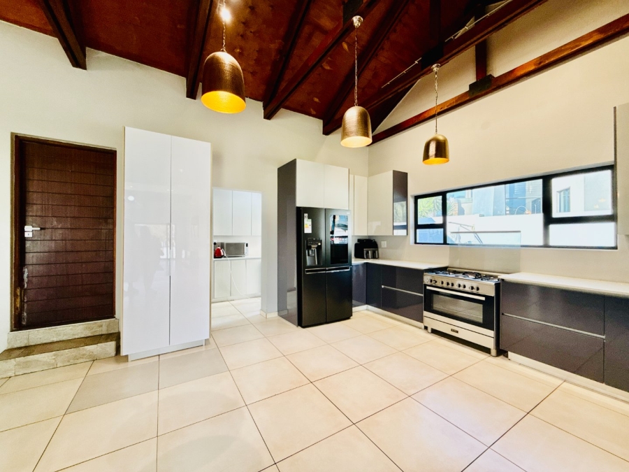 4 Bedroom Property for Sale in Copperleaf Estate Gauteng