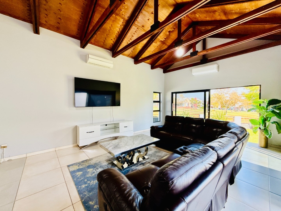 4 Bedroom Property for Sale in Copperleaf Estate Gauteng