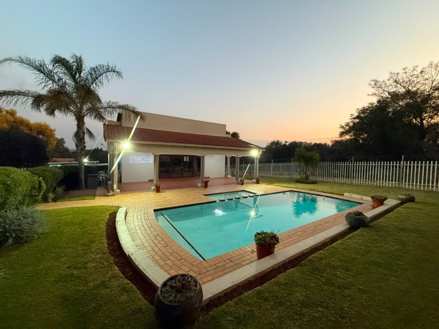 To Let 3 Bedroom Property for Rent in Northwold Gauteng