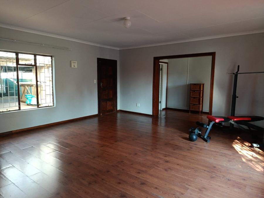 To Let 5 Bedroom Property for Rent in Heuweloord Gauteng