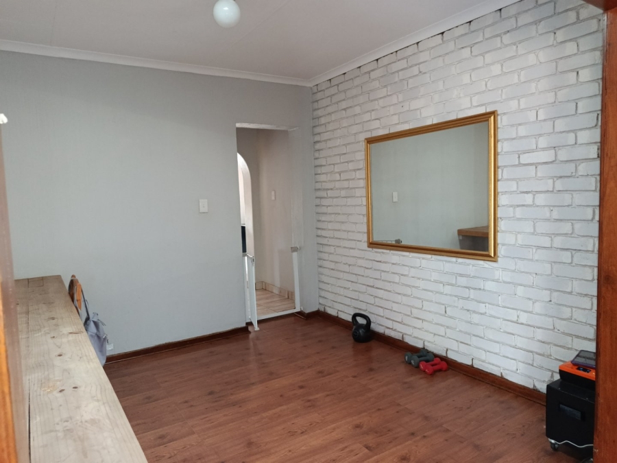 To Let 5 Bedroom Property for Rent in Heuweloord Gauteng