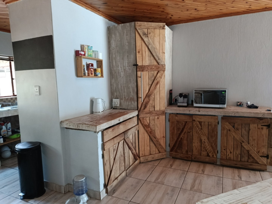 To Let 5 Bedroom Property for Rent in Heuweloord Gauteng