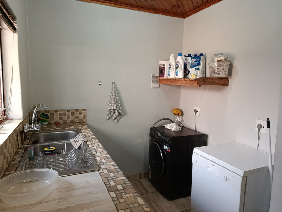 To Let 5 Bedroom Property for Rent in Heuweloord Gauteng