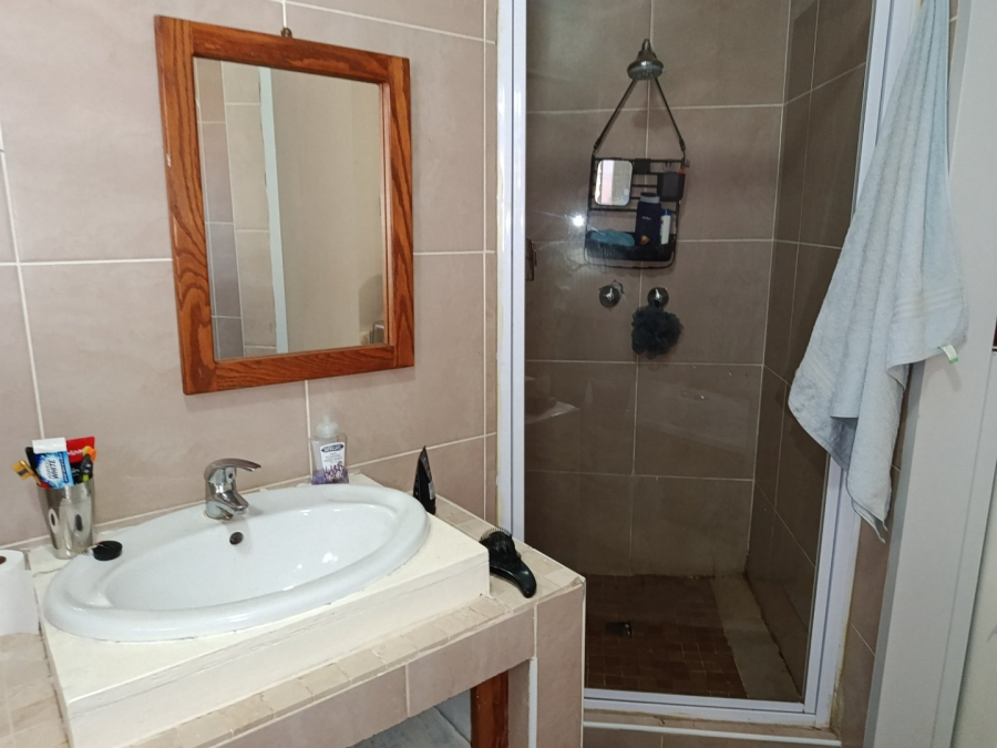 To Let 5 Bedroom Property for Rent in Heuweloord Gauteng