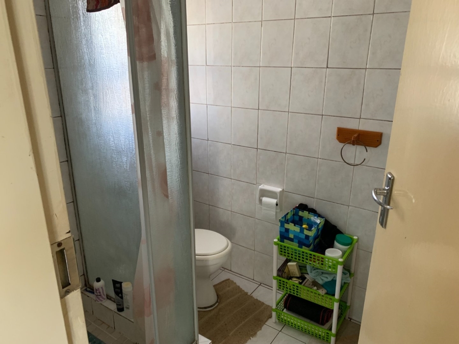 To Let 4 Bedroom Property for Rent in Birch Acres Gauteng