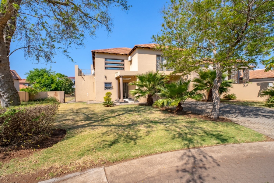 4 Bedroom Property for Sale in Copperleaf Estate Gauteng